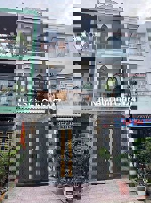 Chủ kẹt tiền cần bán nhà 60M2 - GIÁ 2,16 tỷ ở KDC Phú Mỹ Hiệp, Dĩ An