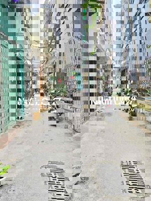 Chính chủ bán nhà Tân Xuân, Bắc Từ Liêm, vị trí đẹp, ô tô qua nhà