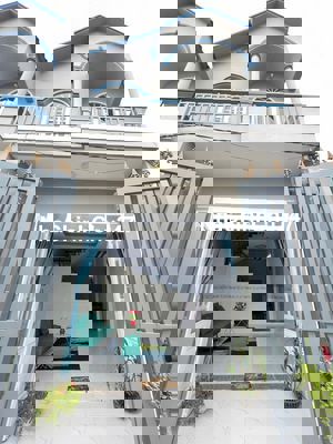 CHÍNH CHỦ MỚI GỬI EM CĂN NHÀ 1 TRỆT 1 LẦU GIÁ 785 TRIỆU