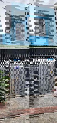 chính chủ bán nhà trệt lầu đường bê tông 8 m , vỉa hè