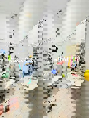 Chính chủ bán gấp nhà 4lau,4.8x10m,Nguyên Hồng,Bình Thạnh,5PN,hơn 7ty