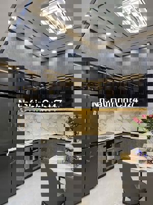 CỰC PHẨM NHÀ CHÍNH CHỦ QUẬN 7 - CHUYÊN DÙNG CHÍNH , PHÚ MỸ.