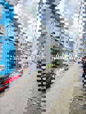 Chính chủ cần bán giá ngộp nhà tại P.Đông Hoà, TP. Dĩ An, Bình Dương