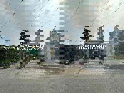 chủ gửi bán lô đất tặng nhà mặt tiền sông vàm thuật