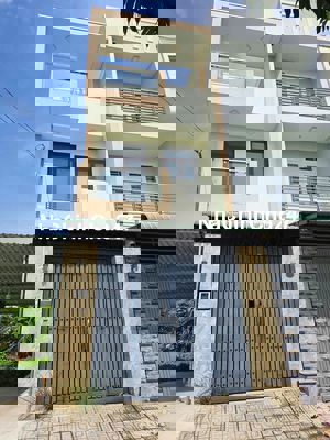 chủ ngộp- bán nhanh nhà mới 4tỷ- 50,5m2-hẻm ô tô vi vu