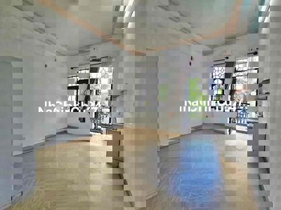 CHÍNH CHỦ STUDIO BANCOL DIỆN TÍCH CỰC RỘNG, CÓ BỒN TẮM NGAY TRỤC PVT