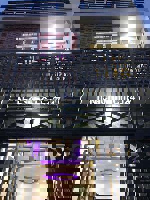 Chủ muốn bán gấp, giảm sốc 250 triệu, nhà 62m², 2 tầng , ngay P V Đồng