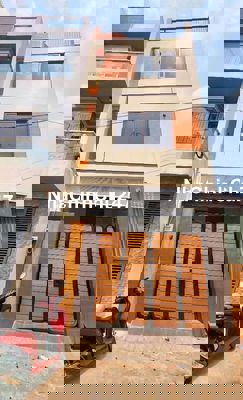 Nhà chính chủ xây ở kẹt tiền bán nhanh - Hương Lộ 2 gần BV Bình Tân