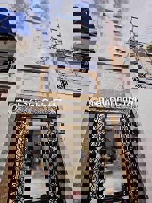 SIÊU PHẨM LUNG LINH ĐƯỜNG BÙI ĐÌNH TUÝ, CHÍNH CHỦ XÂY DỰNG CHỈ 4,6 TỶ