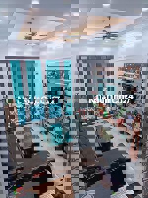 Chính chủ bán nhà số 2E ngõ 74/40 phố Thượng Thanh, Long Biên, Hà Nội