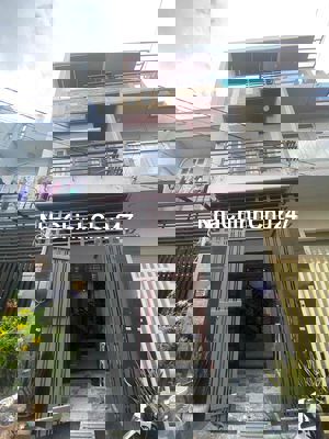 nhà bán chính chủ hẻm xe hơi hương lộ 2