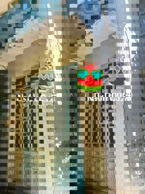 BÁN NHÀ  CHÍNH CHỦ .2 LẦU 4 P .P 15Q8