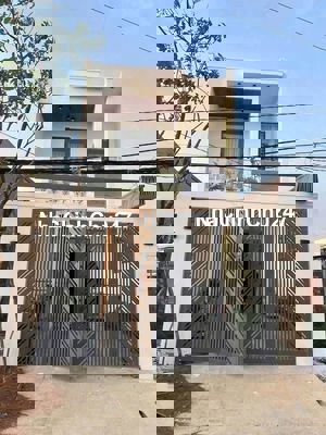 Chính chủ cần bán gấp nhà ở THỦ DẦU MỘT, 95m2, Sổ hồng riêng