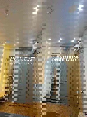 Chủ bán căn gốc view đẹp 79m 3PN Giá 2,350 Tỷ bao thuế phí