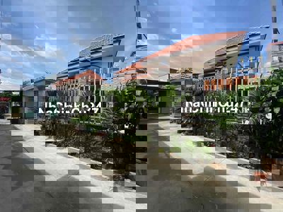 Chính chủ bán đất Bà Điểm 5 x 18 giá 3 tỷ 190 triệu. Đường oto