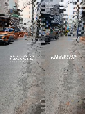 Đất MT đường ĐHT giáp Nguyễn Văn Quá, DT 4x25m giá : 7ty3 tl chính chủ