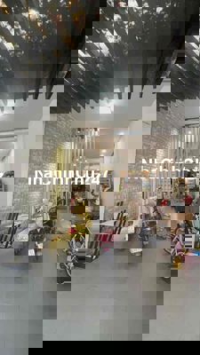 🔥 CHỦ BÁN GẤP NHÀ 4 TẦNG NGAY ĐH VĂN LANG - MẶT TIỀN KHU VJP