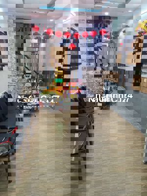 Chính chủ bán nhà mới 2 lầu 4 PN 3 tolet ngay chung cư Khải Hoàn Land