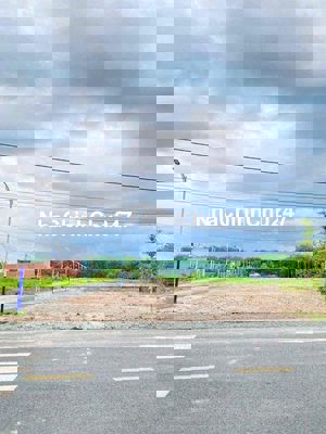 Chủ gửi lô đất sổ sẵn , full thổ cư ngay trung tâm Chơn Thành