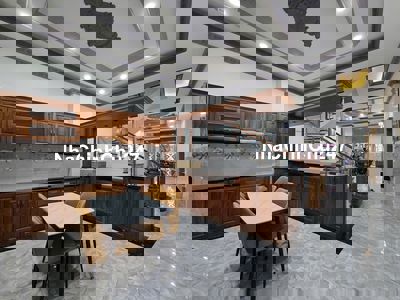 BÁN NHÀ CHÍNH CHỦ  MẶT TIỀN ĐƯỜNG SỐ LÂM VĂN BỀN ,Q7 - 113M2 - 4 TẦNG.