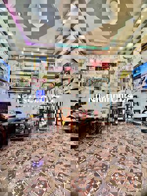 Bán nhà chính chủ Lê Văn Lương Quận 7, 59m2,2 tầng, 5PN.