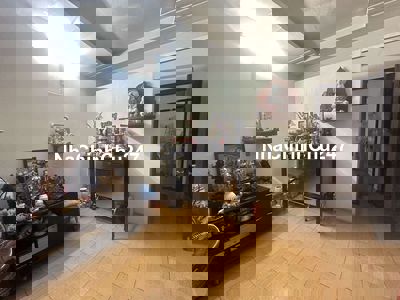 7x12 - 4 Tầng - Nhà chính Chủ lâu đời - Hẻm Xe Hơi - 12 Tỷ TL