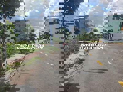 Chủ ngộp bán lô đất khu đô thị thăng long 2 sổ sẵn