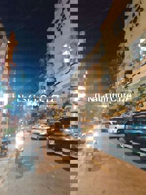 Nhà lầu 15m ra Khuông Việt,Âu Cơ. 65m2 chủ ngợp