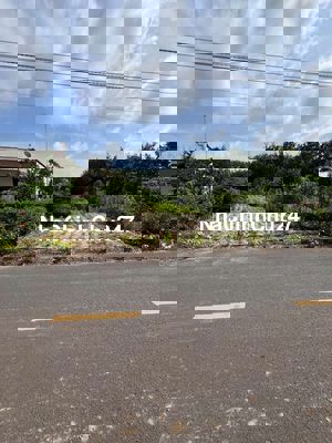 CHỦ RA NGỘP LÔ ĐẤT SÁT KCN CÁCH DH507 100M TIỆN ÍT BÁN KÍNH 1KM