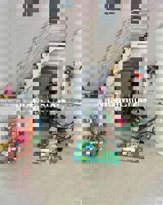 CẦN BÁN NHÀ GẤP CHÍNH CHỦ KHU DÂN CƯ SÔNG ĐÀ