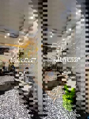 Bán nhà mới 4 tầng, 4x21m, xe hơi vào nhà, SHR chính chủ