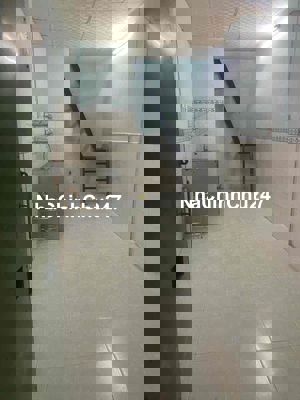 GẤP GẤP - CHỦ ĐANG CẦN BÁN NHANH (2,4❌6,5) đường 1c BHH A