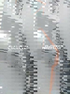 Bán nhà 75m2 chính chủ tại chợ Bình  SHR - đang KD 15 triệu/tháng