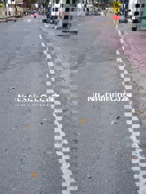 Bán nhà chính chủ 100m2, 2 phòng ngủ, nở hậu P. Phú Thọ, Bình Dương