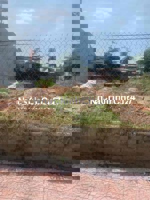 cần bán lô đất chính chủ full thổ cư