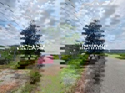 Chính chủ Bán GẤP Nhà Đất Mặt Tiền DT 765B , gần UBXa Nha Bích