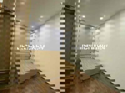 siêu hiếm bán nhà Lê Thanh Nghị ,gần Đh BKhoa ,ngõ thông chủ cực mót