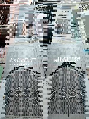 Chỉ Còn 6.3 Tỷ - Mặt Tiền Hẻm 2 xe Hơi - 2 Tầng + Nhà chính Chủ