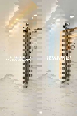 Bán nhà sát kdc An Sương: 8x18,5m, SHR chính chủ