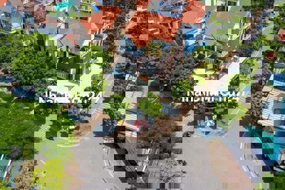 Chính Chủ cần bán lô BT Linh Đàm 180m2 , Mặt đường Lớn, giá 46 tỷ