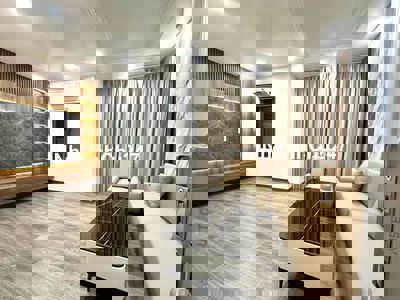 chính chủ bán nhà ngõ Tôn Đức Thắng,Lô góc 2 mặt tiền,31m x 6 Tầng