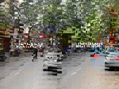 Chính chủ bán nhà Hoàng Hoa Thám - 46m2 - vị trí đẹp,gần oto - 7,8 tỷ