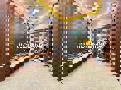 Chủ Thua lô bán gấp nhà đẹp ở ngay - 5 tầng - phân lo oto - 2 mặt thoa