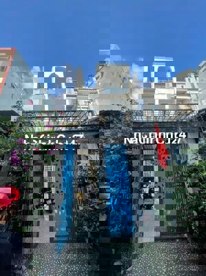 NHÀ 3 TẦNG 100M² - HẺM 6M XE TẢI – 5PN – CHÍNH CHỦ – CHỈ 5,4 tỷ.