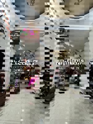 Bán nhà chính chủ Trần Xuân Soạn Quận 7, 33m2, 5 tầng, 4PN.