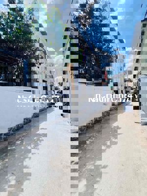 Nhà chính chủ chưa qua đầu tư - Ngã 4 Thủ Đức - 88m2( ngang 5.2m)