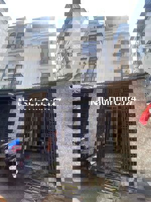 Chủ bán nhà đường Lê Trọng Tấn hơn 40m2 đất thổ cư 2 lầu đúc btct 2T7x