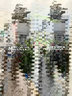 CHÍNH CHỦ BÁN NHÀ HẺM XE TẢI