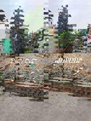 Chính chủ bán ngộp dt 80m2 giá 790tr Bình Tân