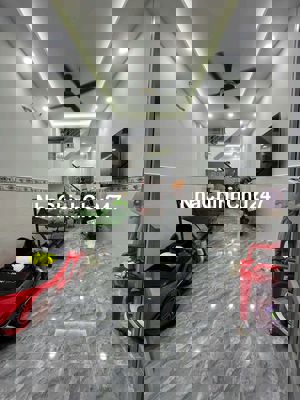 Chính chủ bán nhà Xã Hóc Môn